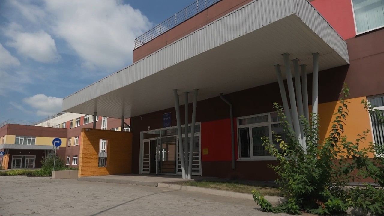 Время местное. Эфир: 06-08-2026 - Подготовка к новому учебному году