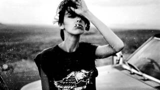 Beth Hart   One Eyed Chicken