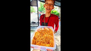 Download lagu Penjual Hebat, Indomie Keliling Gerobak ! mp3 Download lagu Penjual Hebat, Indomie Keliling Gerobak ! mp3