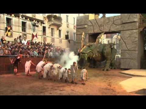 Wastl unterwegs beim Drachenstich in Furth im Wald