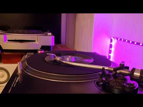 The Troggs - Wild Thing - Fontana - 1966 - 7" Record (45 Rpm)