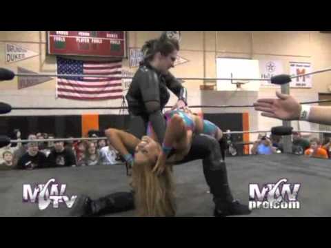 Reby Sky vs Jessicka Havok