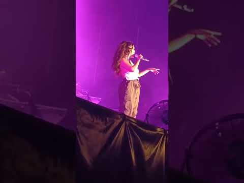 Amel Bent- Lossa à Reims