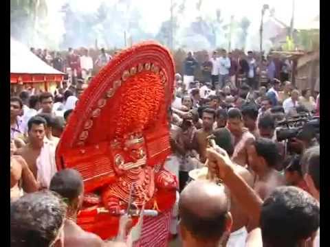 Kasaragod Kanhangad Kallyal Sree Muchilottu Bhagavathi Kshetram Perumkaliyattam-2012