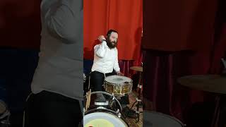 ריטעם, דראמע'ס, לעסן 1 פון שלום שטינברג