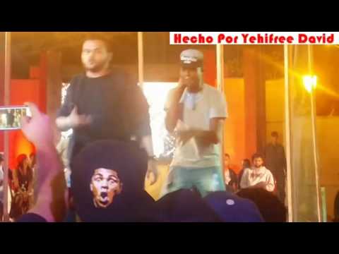 Yenky one VS Jeyco el Leon Red Bull Batalla De Gallos República Dominicana  2016