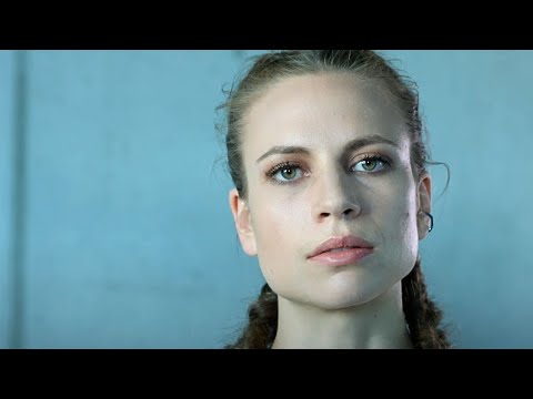 Leona Berlin - Nothing Compares 2 U (Prince Cover) [Official Video]