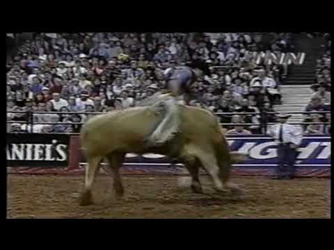 Michael Gaffney vs Yellow One - 00 PBR Worcester (87 pts)