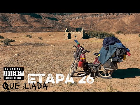 I'm out of oil in the desert! 🏜️ Madrid-Dakar on a Vespa. Stage 26