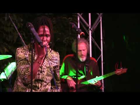 Sista Gracy & Yardy Crew - Time Is Your Master - Stamina