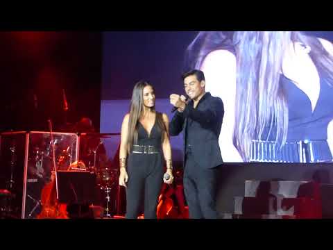 02 A Tu Vera/No Deben Marchitar - CARLOS RIVERA ft India Martínez ~ Wizink Center, Madrid 02.09.2017