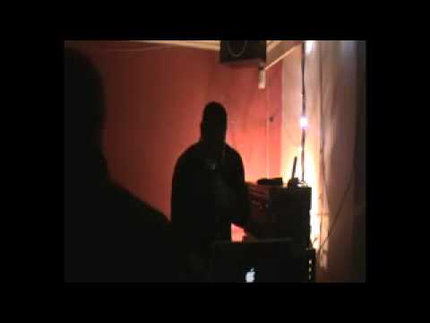 10 03 13  WARING SUNDAYS  PLATINUM KARTEL vs G I  ROADSHOW SOUND  PT  3