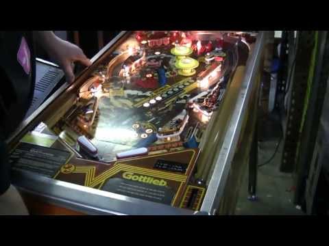 #185 Gottlieb BOUNTY HUNTER Pinball Machine - first with Alpha Numeric Displays! TNT Amusements