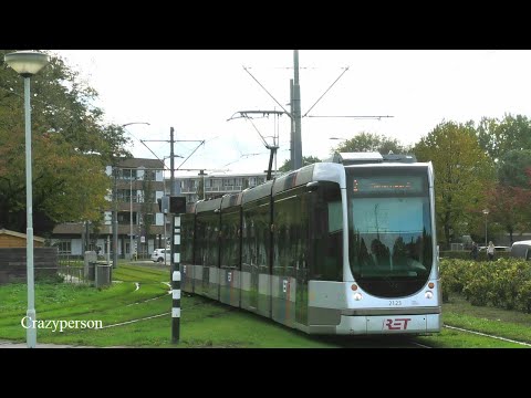RET Tram 2 naar Beverwaard bij rotonde Keizerswaard