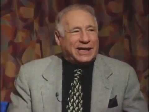 Mel Brooks, ritardi e mance (sub-ita)