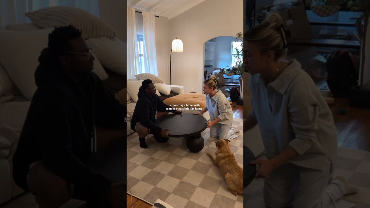 Modular Sectionals and DIY Coffee Tables for Interior Design Ideas #livingroomdesign #interiordecor