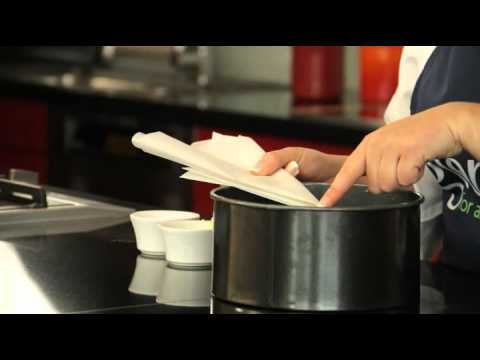 Tips from Rozanne & Glenisk; How to Non Stick a Cake Tin