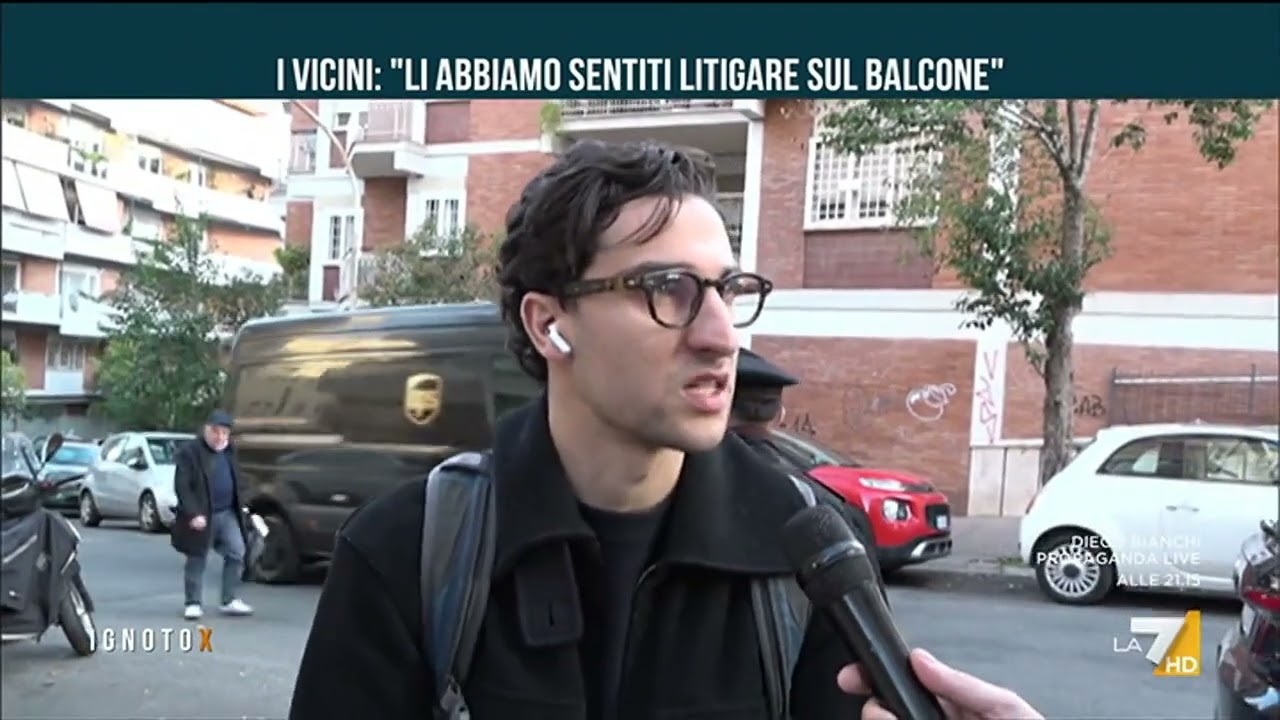 Cade dal balcone e muore, i testimoni: "L'amico lo teneva per i piedi ed era nudo, li ho ...