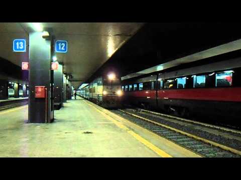 E656.039 in partenza con l' ICN 1959 Roma Termini - Siracusa/Palermo Centrale