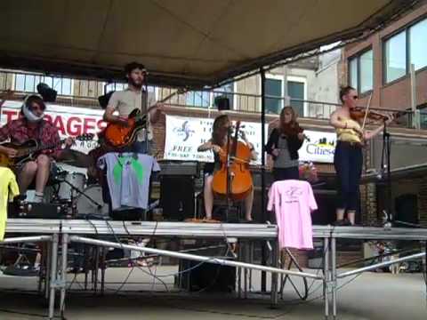 Oblio -- Me and My Arrow at Stone Arch Festival