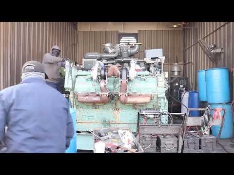 Detroit Diesel 12V149T test run.