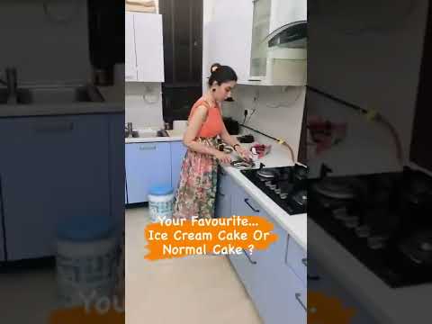 Ice Cream Cake Or Normal Cake Your Favourite... | RS 1313 FOODIE | Ramneek Singh 1313 #Shorts