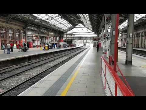 (HD) LMS Jubilee 45690 Leander passing Preston on 5Z93 Carnforth to Crewe HC 22/7/2017