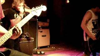 Four Letter Lie-Daymaker (Live)