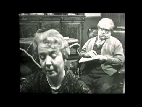 Coronation Street - Albert Doesn't Want To Go And Live With Beattie