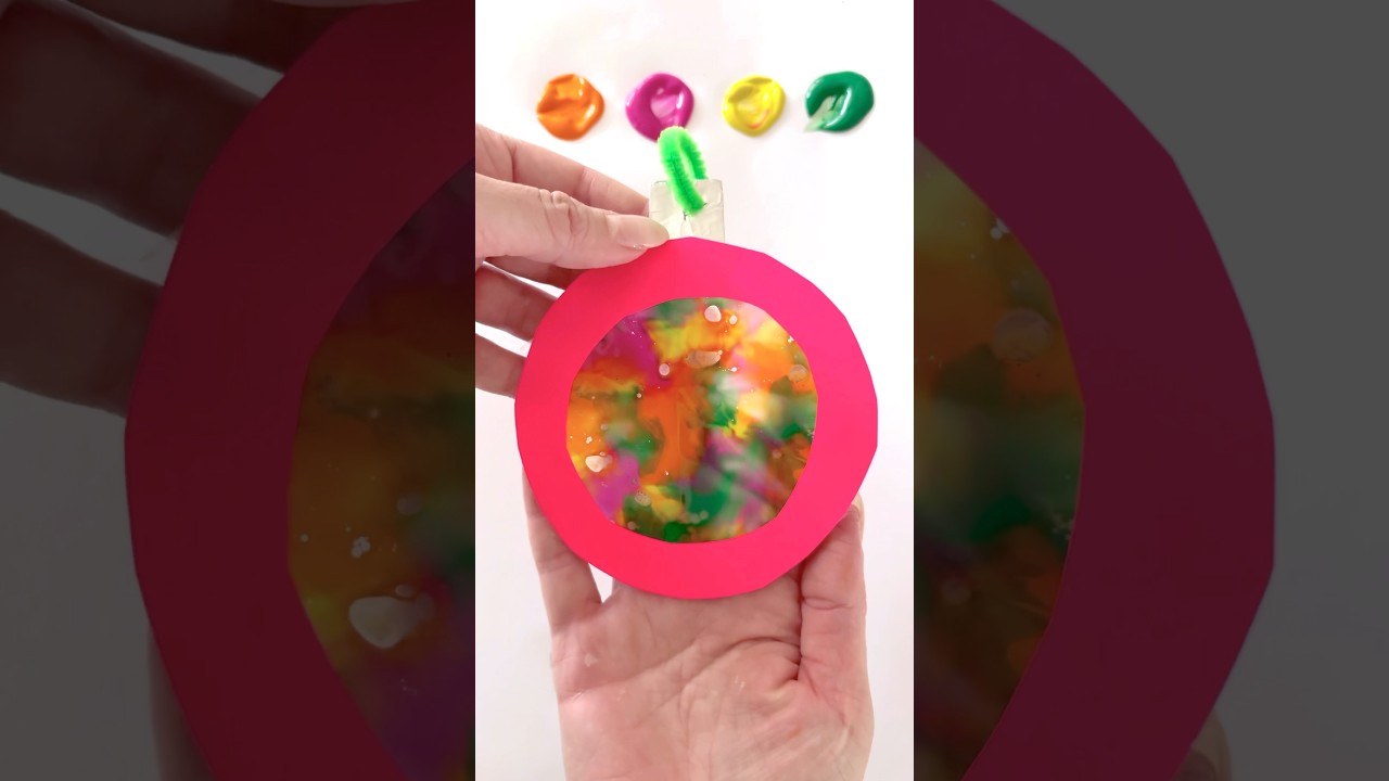 Stained Glass Ornaments! #kidscrafts #kidsactivities #diy #decorations #kidsart #artsandcrafts #kids