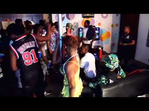 Yaa Pono - (Like That) Official Video (awoghana.com)