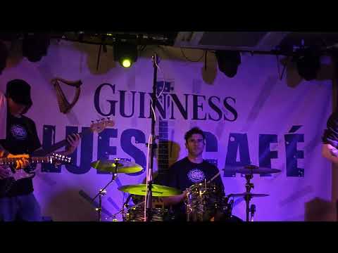 Chris Taplin Blues Band (ft Zac Mac)......  One Way Out