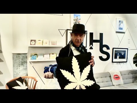 Steve DeAngelo visits Higher Standards in the Chelseas Market, NYC