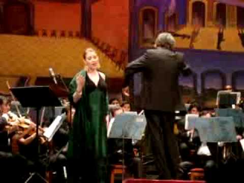 Irasema Terrazas y la Orquesta Sinfónica de Oaxaca