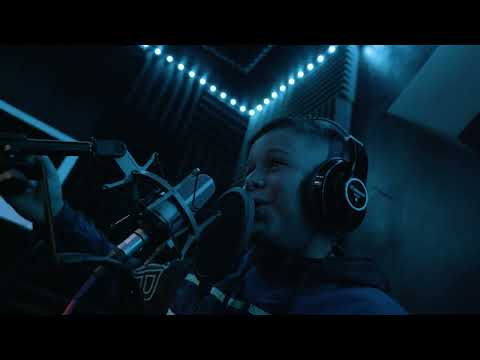 W Flr - LA VIVI (clip officiel)