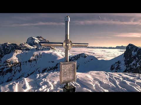 Skitouring in the Dolomites - Medalges ( 2454 ) Gipfelkreuze in Südtirol - Dronefly in the Dolomites