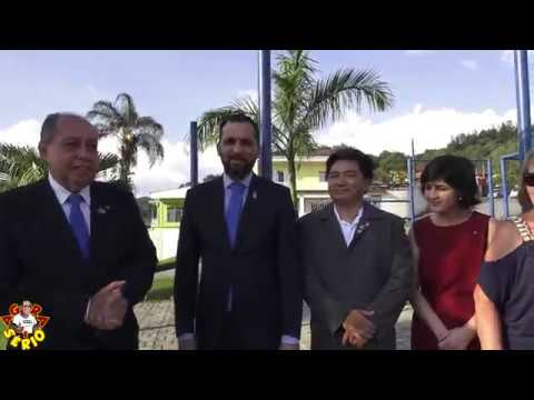 Presidente do Rotary de Juquitiba recebe o Governador do Rotary e planta uma árvore na Praça do Rotary