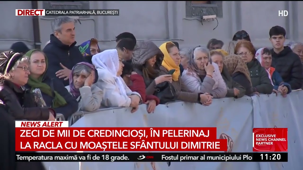 Zeci de mii de credincioși, la racla cu moaștele Sfântului Dimitrie. Coada se întinde pe 2 km