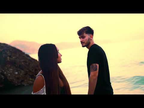 BÉSAME- Kalita Del Sur ft Triana de Alba (Video Oficial) Prod: Yoseik