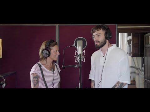 Yonse feat. La Mari - Las Candelas de San Juan (Video Oficial)