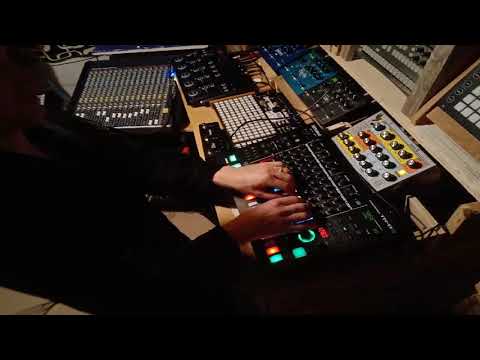 techno 128bpm 9 mins