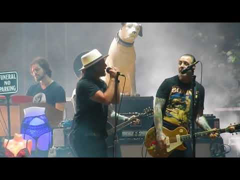 Social Distortion with Eddie Vedder "Ball and Chain" @ Ohana Fest Sept. 8, 2017