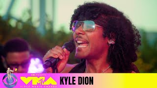 Kyle Dion - SZA's 'Supermodel'