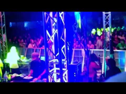 Jah tubbys feat dixie peach last tune at reggaebus