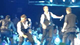 9  NKOTBSB   Don&#39;t Turn Out  The Lights