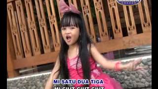 Download lagu MI MI MI THE BEST MILA LAGU DOLANAN ANAK INDONESIA... mp3