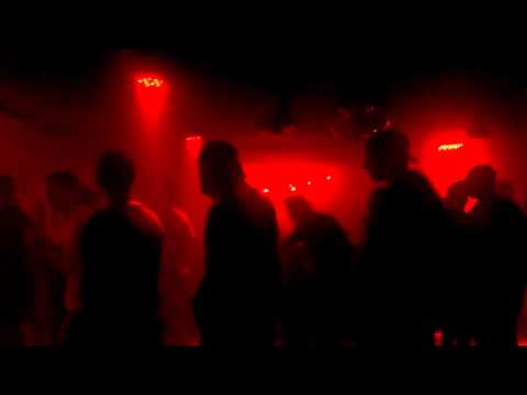 Adam Ellis @ Play - Felguk - Galaxy Traveller (Neelix remix)