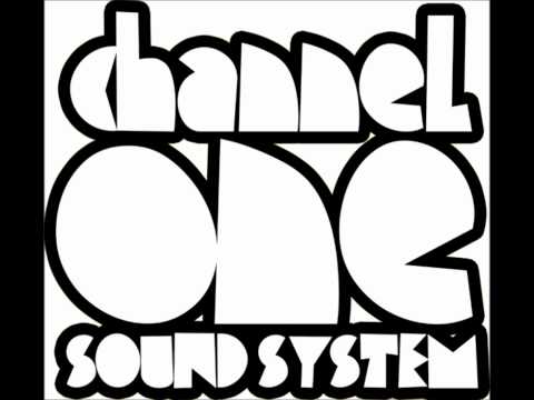 Dennis Brown - So Long + Dub (Ras Kayleb) [Channel One at Redbull]