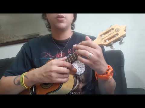 Fundamentos do Cavaquinho - mão do acorde no samba enredo