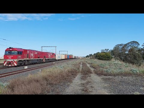 Double Ghan Locomotives On 7AM5!